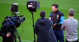 英超焦点战：阿森纳火力全开，曼城进攻受阻比赛走势分析